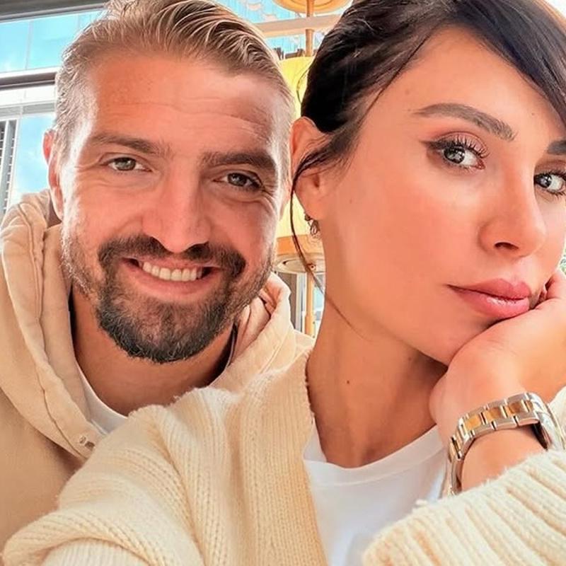 E�ini fena rezil etti! Bomba a��klama