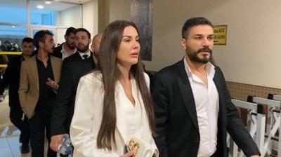 Dilan Polat ile Engin Polat bo�an�yor! Hakaretler havada u�u�tu