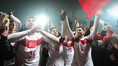 D�nya kupas� �ncesi Milli Tak�m'a b�y�k s�rpriz! Bakan Tekin ilk kez 24 TV'de a��klad�