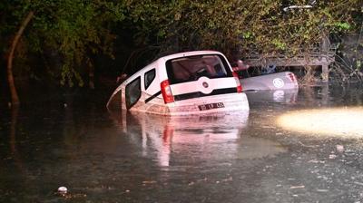 Osmaniye'de sa�anak �ehri esir ald�: Selde 2 can kayb�