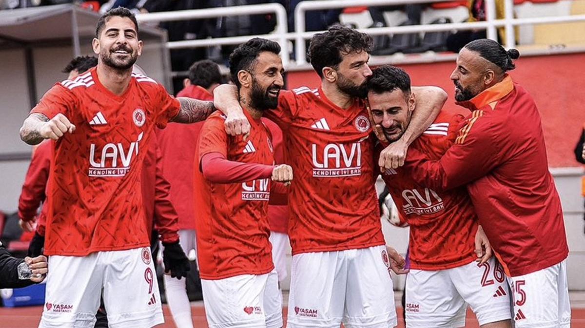 Batman Petrolspor �ampiyon futbol foto�raflar� resimleri