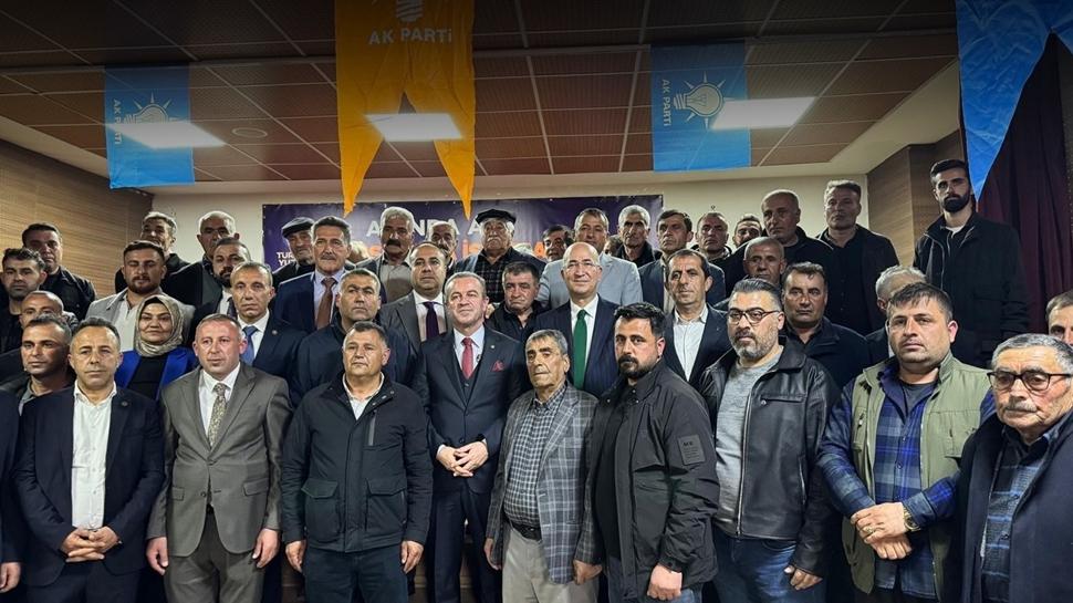 Gelecek Partisi'nde deprem: İstifa edip AK Parti'ye katıldılar