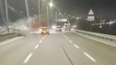 Kopan bariyer minib�se b�yle �arpt�