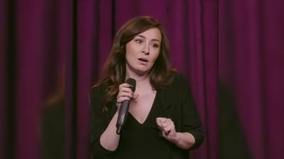 Ecdada b�y�k sayg�s�zl�k... S�zde komedyen g�zalt�na al�nd�