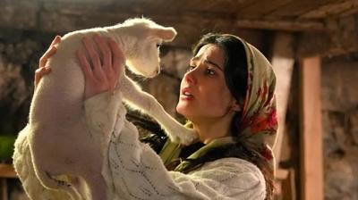 Sevdi�im Sensin'in Dicle'si kendine hayran b�rakt�! Helin Kandemir g�c�n� buradan al�yormu�...