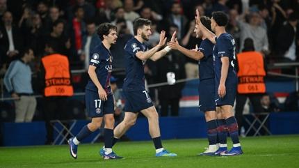 Paris Saint-Germain, Liverpool kar��s�nda 2 golle avantaj� kapt�!