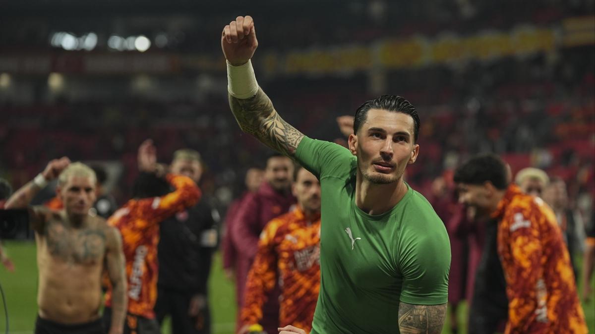 galatasaray g�ztepe s�per lig foto�raflar� resimleri