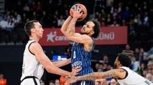 Anadolu Efes, Partizan'� uzatmalarda ge�ti