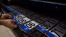 Ara� sahipleri m�jde! Plakalar �cretsiz yenilenecek
