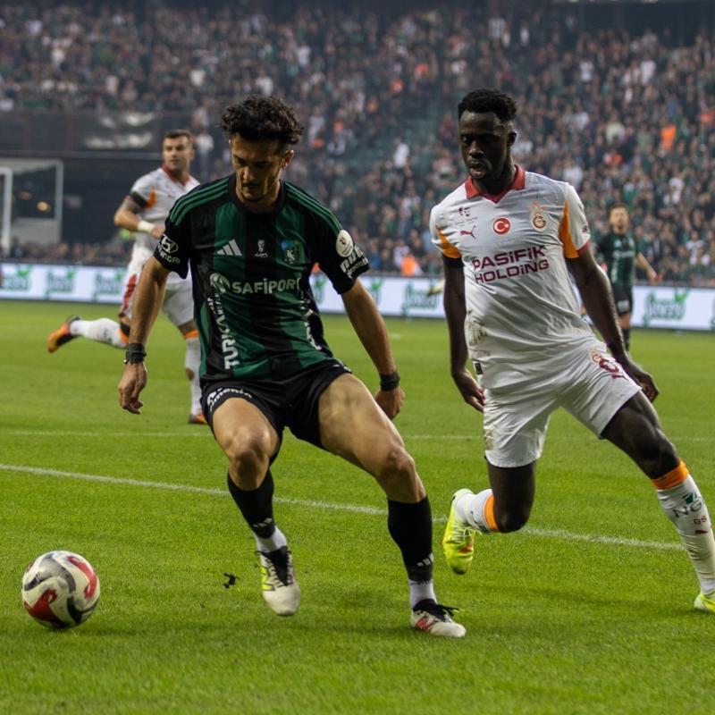Tayfur Bing�l'den Galatasaray payla��m�