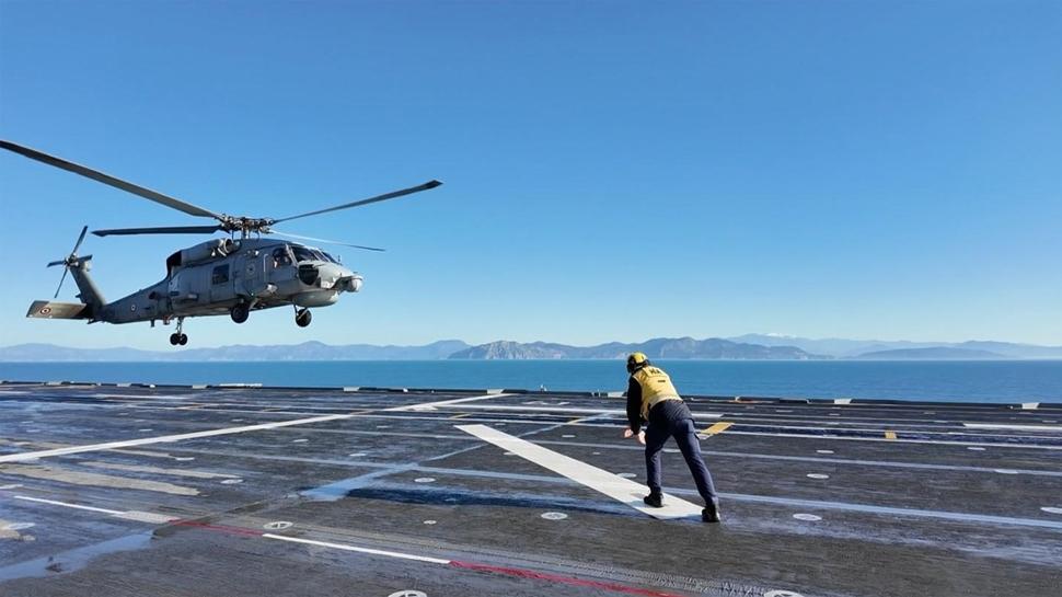 Türk donanmasından nefes kesen tatbikat! Karadeniz, Akdeniz ve Ege'de gövde gösterisi