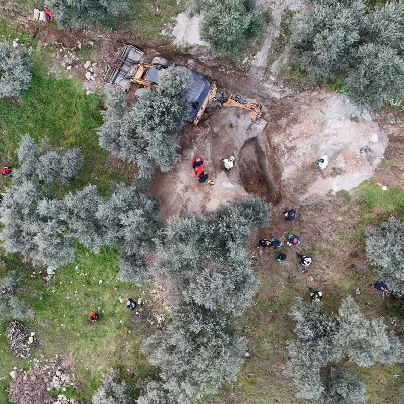 Ayd�n'da ka�ak kaz� facias�: G���k alt�nda kal�p can verdi