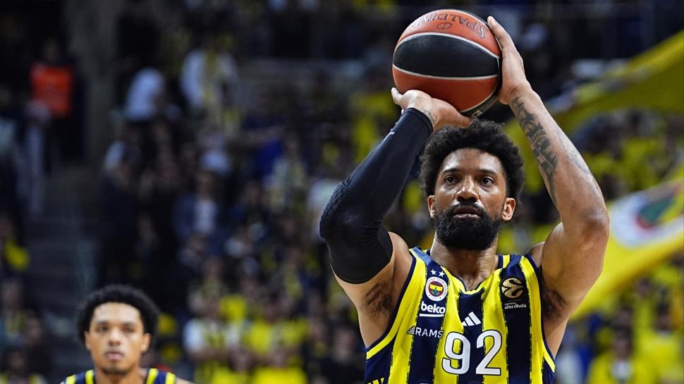 Fenerbahçe Beko, EuroLeague'de play-off'u garantiledi