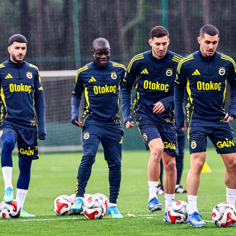 Fenerbah�e'de Kayserispor ma��n�n kadrosu a��kland�! 3 eksik var