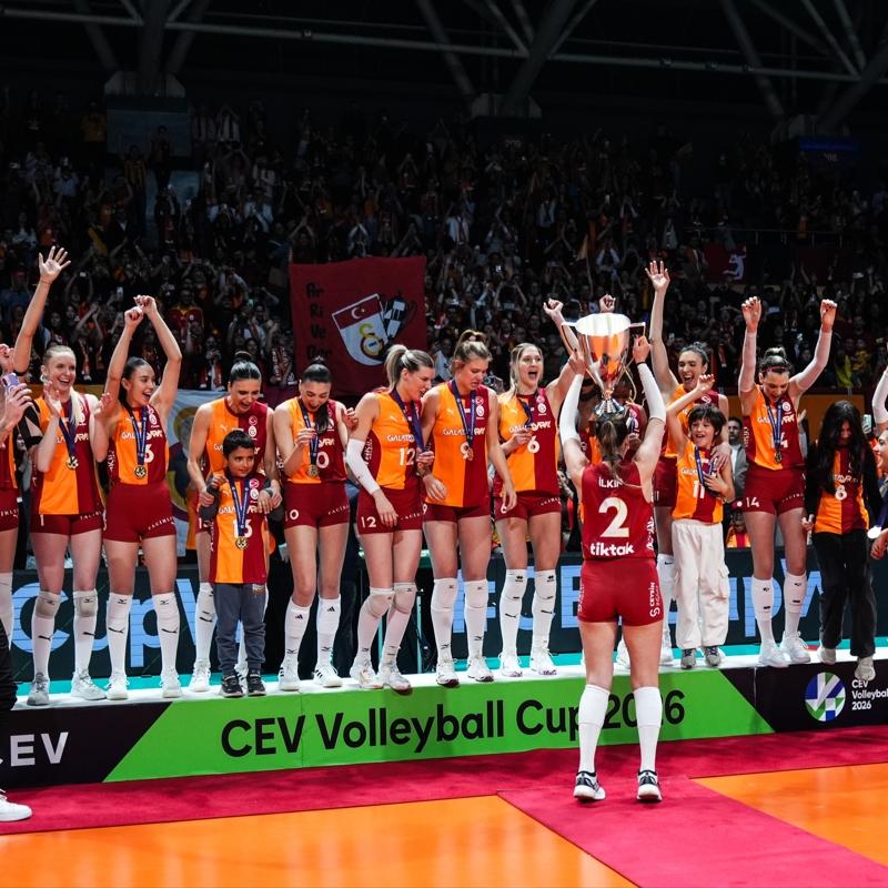 �lklerin tak�m� Galatasaray