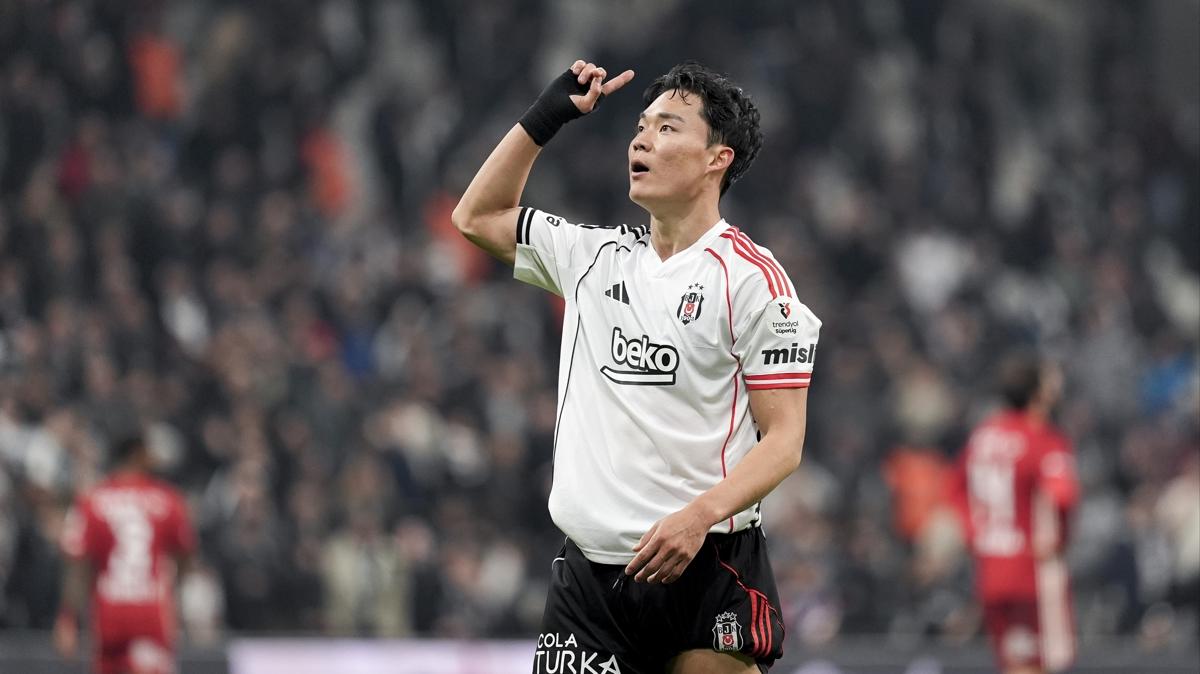 Hyeon-gyu Oh be�ikta� futbol foto�raflar� resimleri