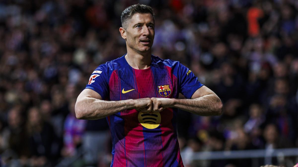 robert lewandowski barcelona transfer foto�raflar� resimleri