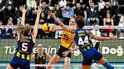 Final serisinde Fenerbahçe Medicana, durumu 1-1'e getirdi