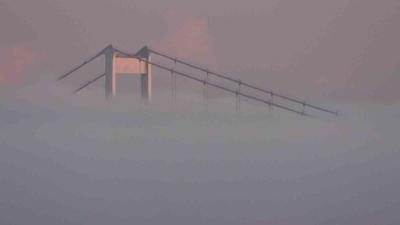 �stanbul Bo�az� sise g�m�ld�! K�pr� tamamen g�r�nmez oldu