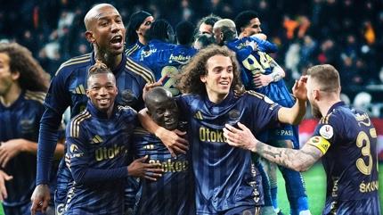 Fenerbah�e g�le oynaya! Kayseri'de 4 goll� zafer