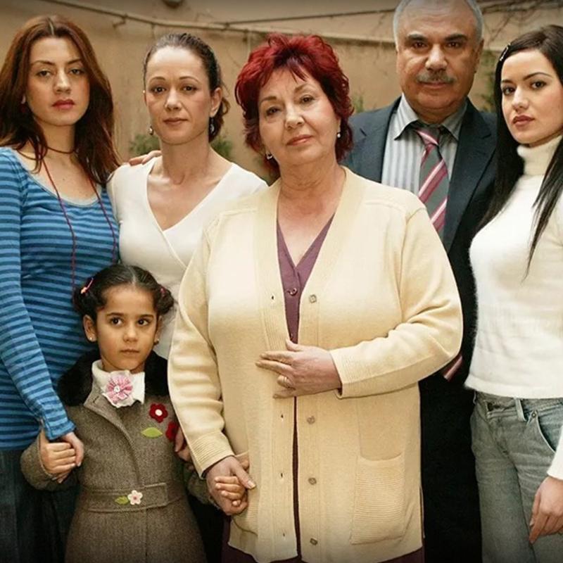 G�k�e Bahad�r'dan 'Yaprak D�k�m� yeniden' iddialar�na cevap! Hayranlar� �a��racak