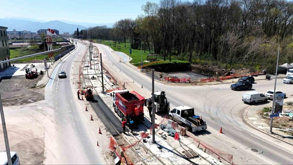 Kartepe Tramvayı'nda duraklar göründü: 1 kilometrelik ray döşendi