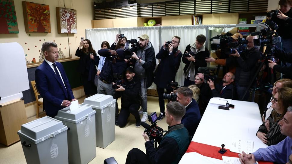 Macaristan genel seçimlerinde sürpriz sonuç! Başbakan Orban seçimi kaybettiğini kabul etti