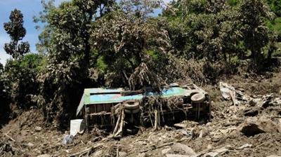 Hindistan'da can pazarı! Kazada 13 kişi öldü, 30 kişi yaralandı