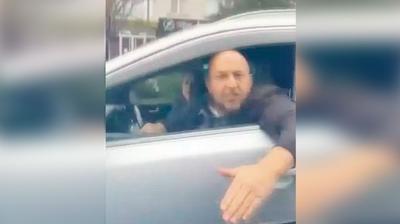 Maganda, kad�n s�r�c�ye sald�rd�