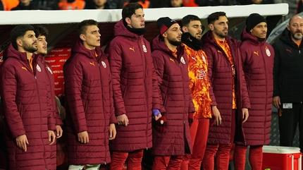 Galatasaray'da �ok geli�me! Ma� �ncesi kadrodan ��kar�ld�