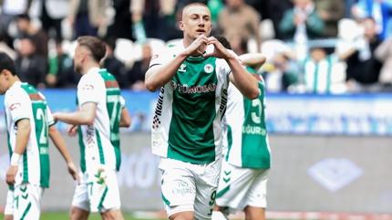 Konyaspor evinde 3 puan� 3 golle ald�
