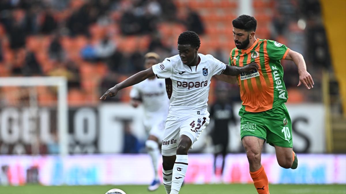 trabzonspor alanyaspor s�per lig foto�raflar� resimleri
