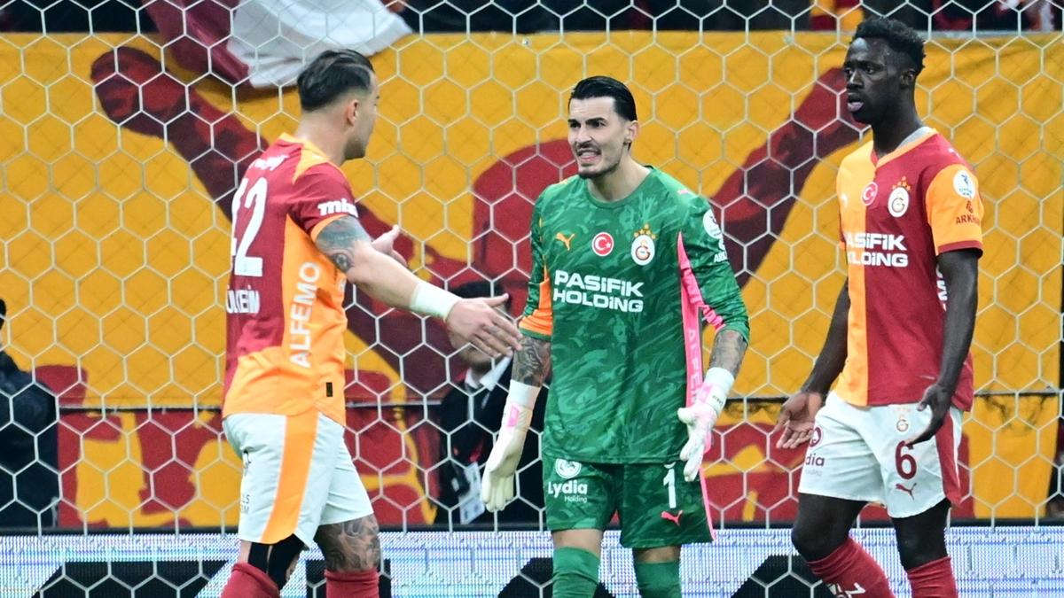 u�urcan �ak�r galatasaray kocaelispor foto�raflar� resimleri