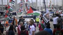 K�resel Sumud Filosu Barselona'dan Gazze'ye do�ru yola ��kt�