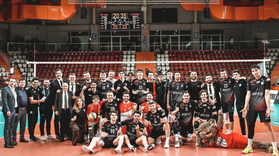 İstanbul Gençlik seride avantaj yakaladı!