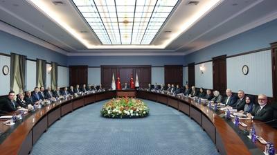 AK Parti MYK topland�