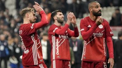 Antalyaspor d�� saha galibiyetini unuttu