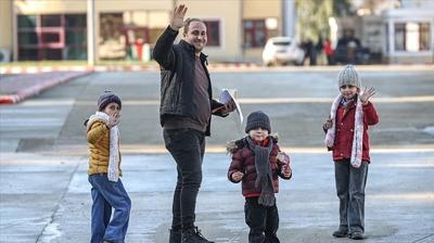 Suriyeliler dönüyor, piyasa sarsılmıyor! Türkiye'nin direnci yine tescillendi