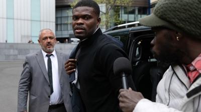 �nl� futbolcu hakim kar��s�nda! �ki yeni su�lama daha