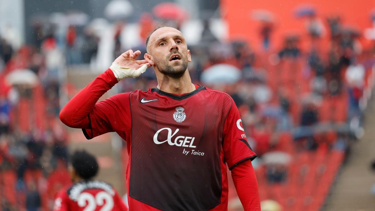 vedat muriqi fenerbah�e transfer foto�raflar� resimleri