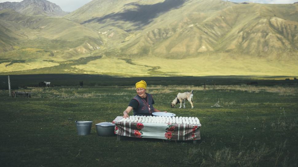Vizesiz seyahat ile kalabalıktan kaçanların yeni rotası! Kırgızistan turistlerin radarına takıldı...