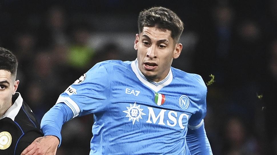 Galatasaray'dan sol beke yeni aday! Hedefteki isim Mathias Olivera