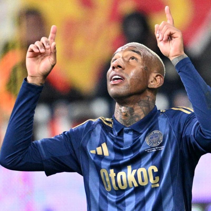 Hocam bana �zg�rl�k veriyor