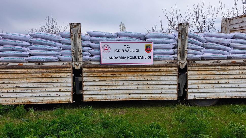Iğdır'da kaçak gübre operasyonu