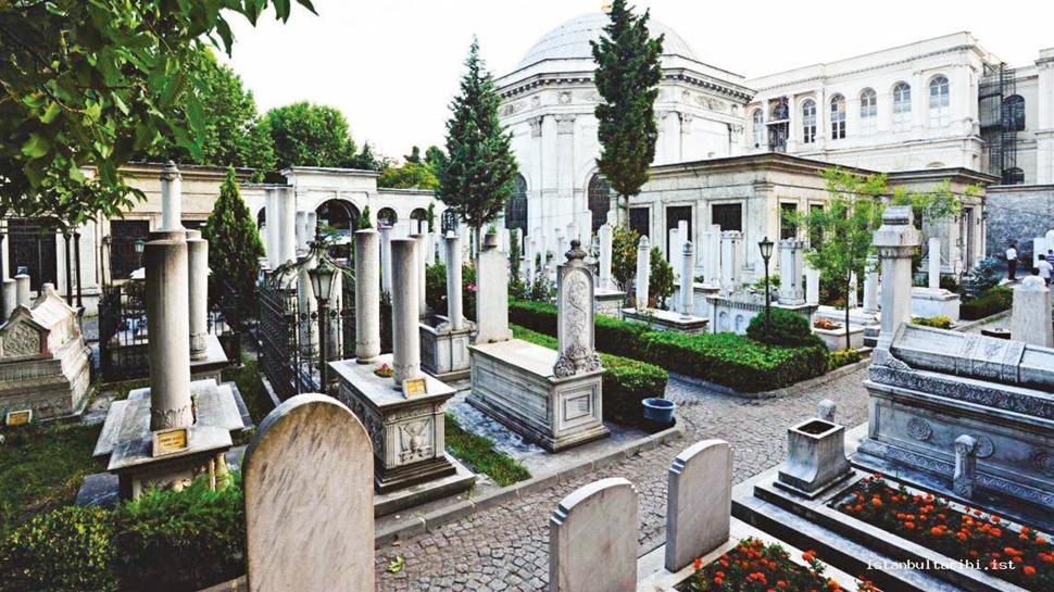 Mezarl�kta kamera zorunlu