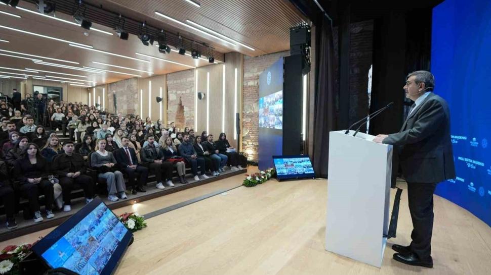 ��retmenlik vicdanda ahittir