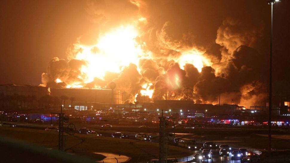 Şemsiye delindi, Körfez güvenlik arıyor