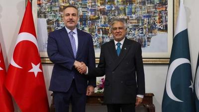 Bakan Fidan, Pakistanl� mevkida��yla g�r��t�