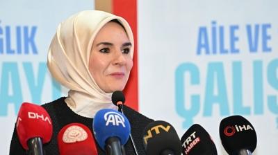 Bakan Göktaş: Kadınların teknolojiye ayak uydurmaları çok değerli