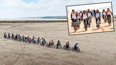 Tuz G�l�'nde umuda pedal